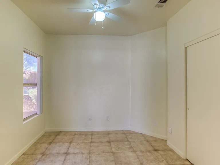 9649 E Briana Ln — Photo 8