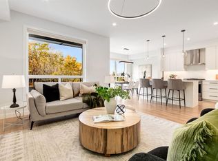 7825 E Spring Willow Dr SW #35, Calgary, AB T3H 6C9