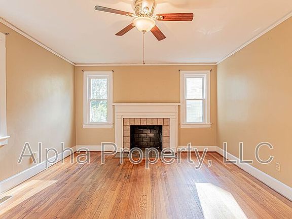 3rd image of 110 Deoyley Ave