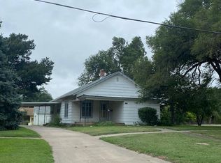 1223 Broadway St, Larned, KS 67550