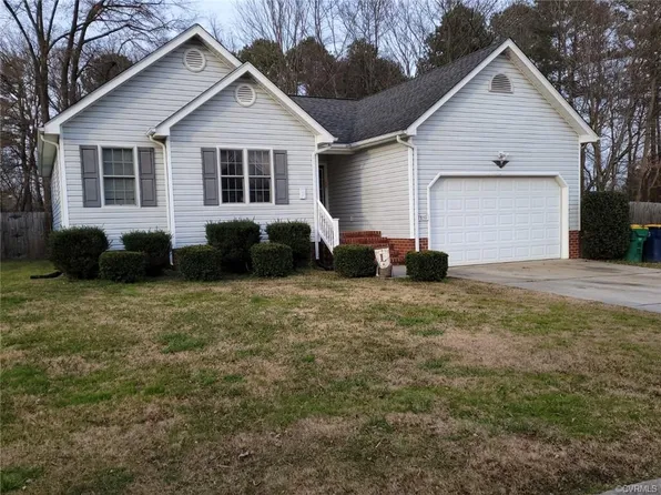 2851 Joseph Hooker St, Hopewell, VA 23860