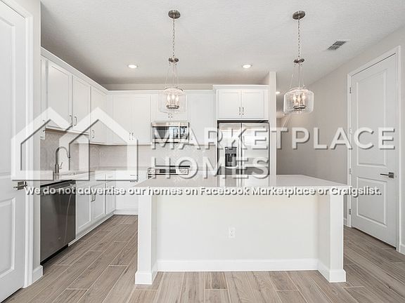 5th image of 7678 Deer Valley Cir
