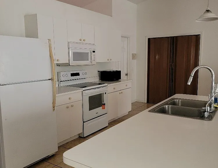 804 Bert Ave N — Photo 6