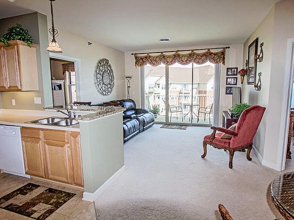 5th image of 4120 S Lake Dr