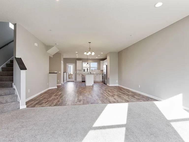 5182 Hampton St NE — Photo 8
