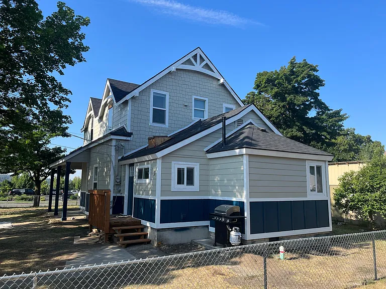 1202 W Sinto Ave #B — Photo 3