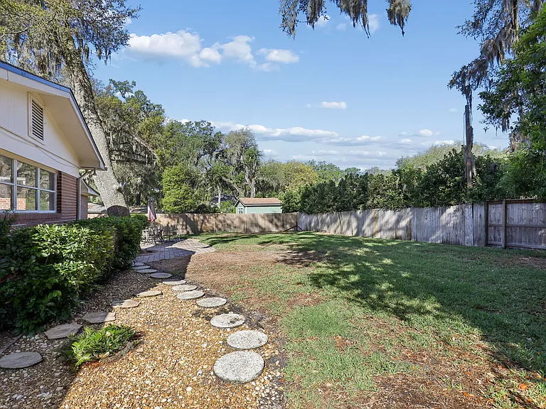 1367 Riverbirch Ln — Photo 33