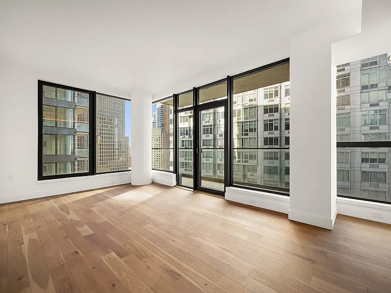 20 Rockwell Pl #3104 — Photo 1