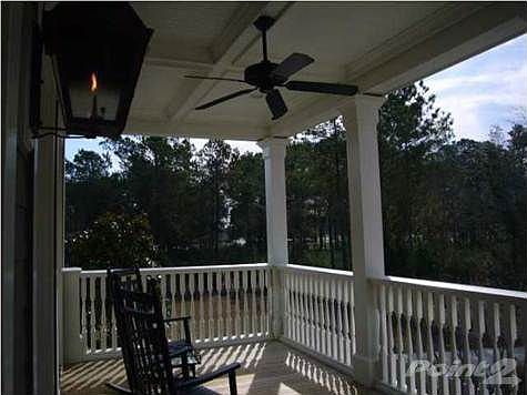 Front Porch to Catch the Breezes