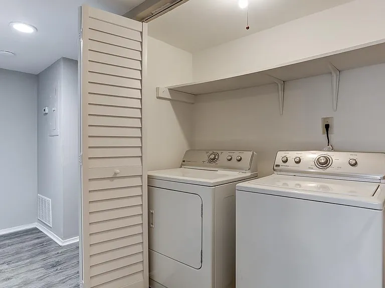 2512 Huntingdon Chase — Photo 5