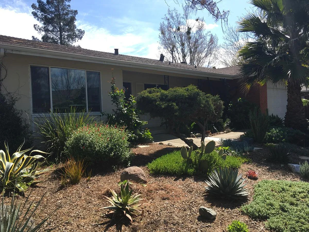 760 San Simeon Dr photo 1