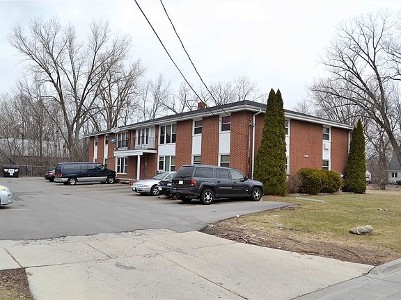 2nd image of 2025 Eastman Ave