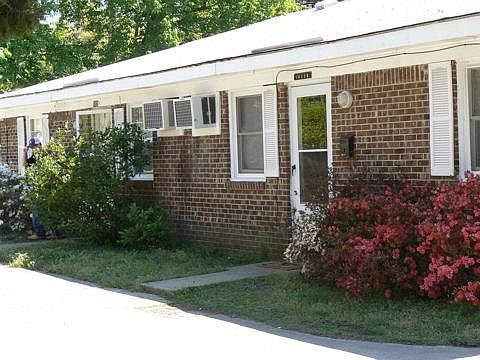 1825 Parkview Ave.