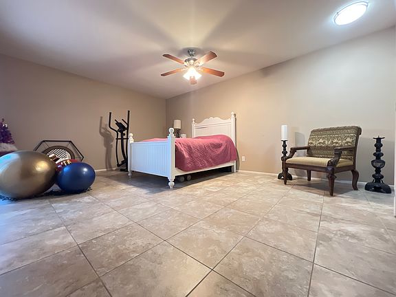 3rd image of 1638 E Donner Dr