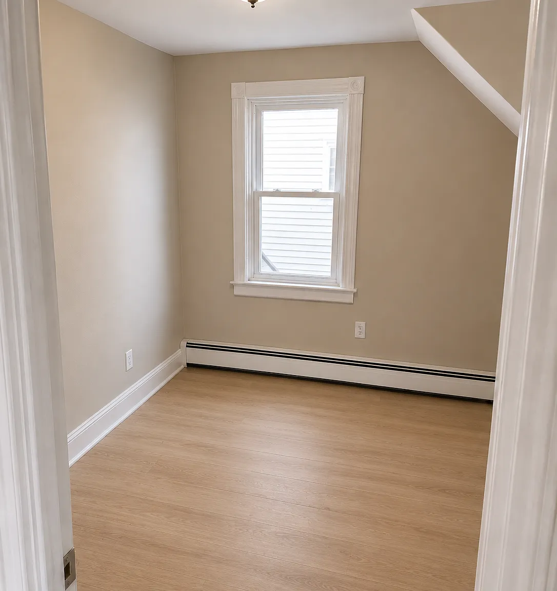4 bed, 1200 sqft, $2,500 — Photo 2