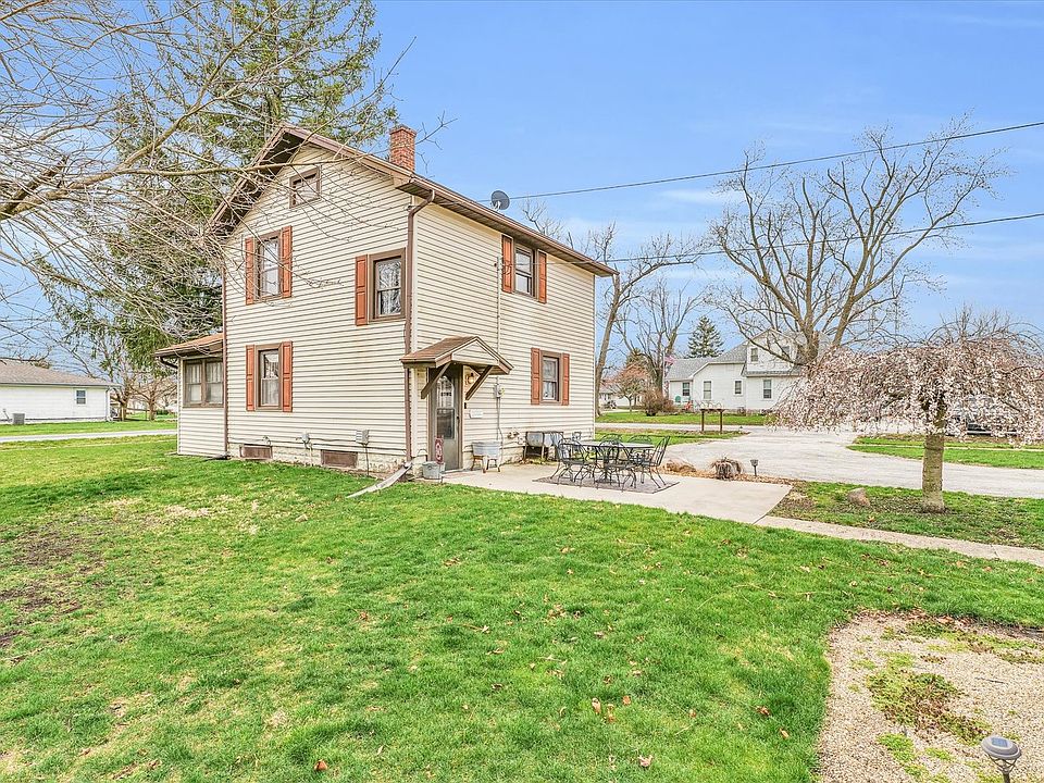 200 N Franklin St, Sibley, IL 61773 Zillow