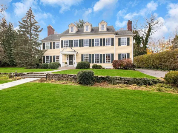 23 Park Drive, Manhasset, NY 11030