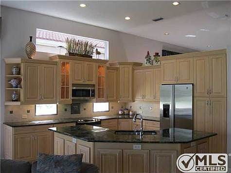 5th image of 4058 Manchester Lake Dr