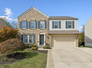 52 Charmalee Dr, Amelia, OH 45102