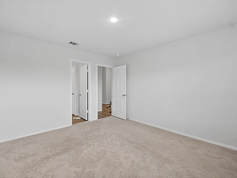 2704 Rambling Rd — Photo 22