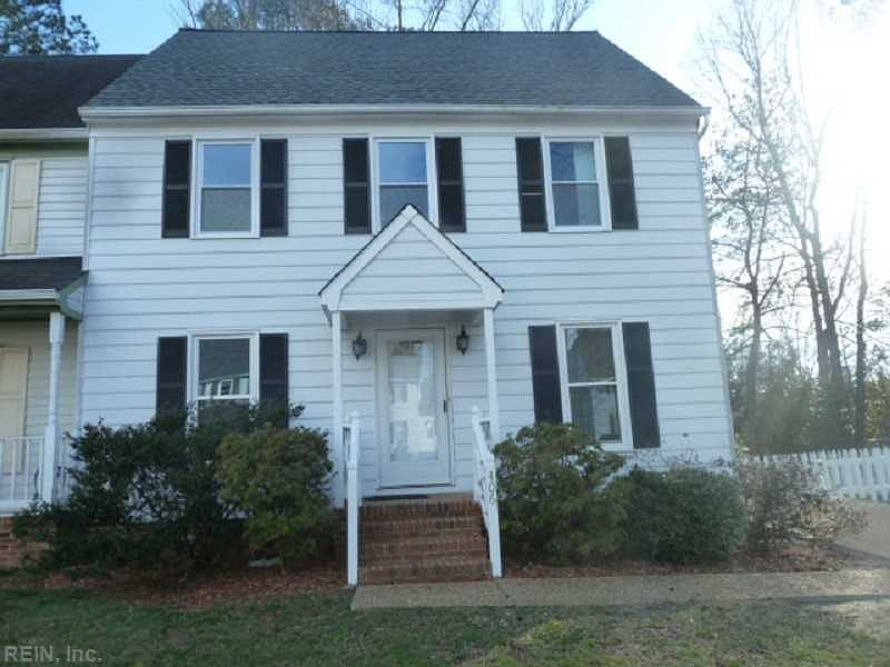 1st image of 406 Bryan Ct