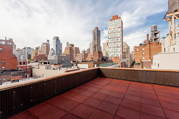 Rented by Mirador Real Estate | media 6