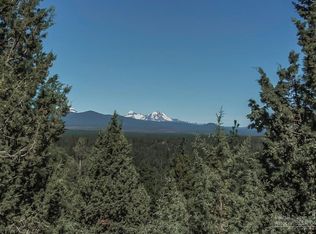 3235 NW Horizon Dr, Bend, OR 97703