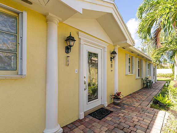 5th image of 10509 SW Stratton Drive