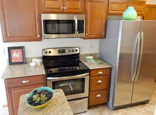 3207 Pecks Woods Turn, New Brighton, MN 55112