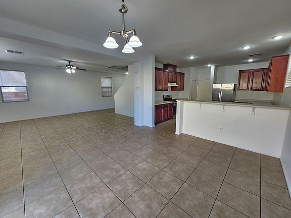 3rd image of 2416 Crane Ct