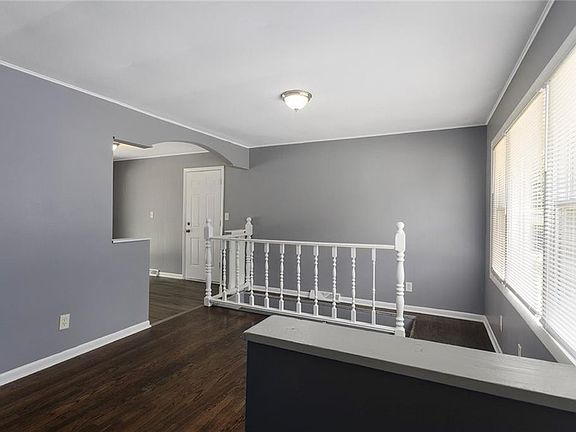 5th image of 11217 Herrick Ave