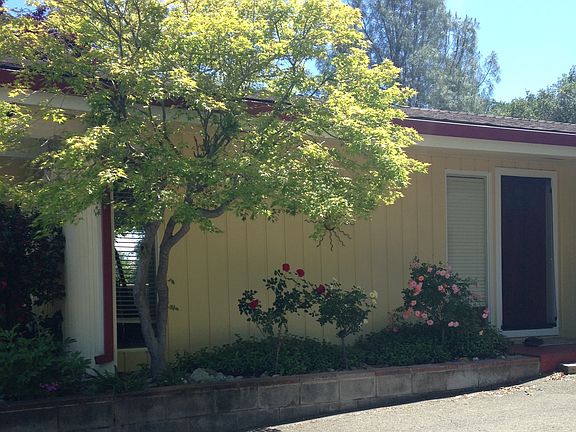 4th image of 160 Sunrise Ave
