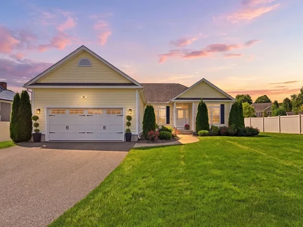 112 Farmington Cres, Feeding Hills, MA 01030