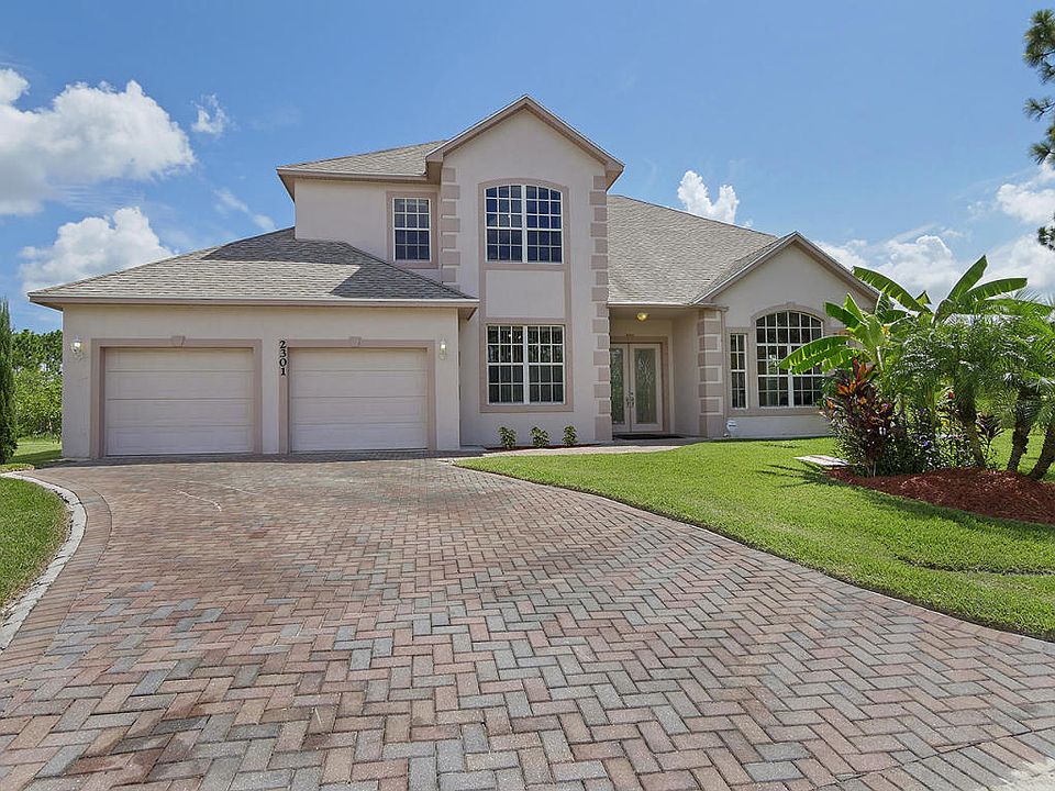 1st image of 2301 SW Plum Ct