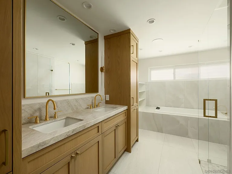 5503 Linda Rosa Ave — Photo 10