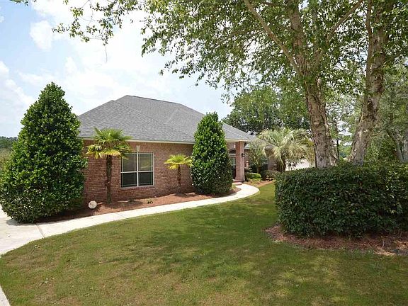 3rd image of 5712 Tamarack Dr