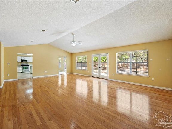 5th image of 1441 Connemara Cir