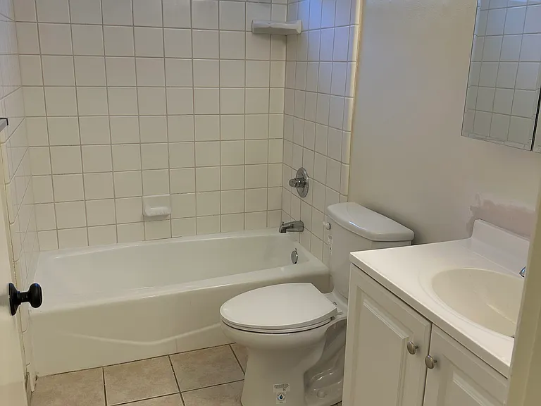 Iverson Cir — Photo 15