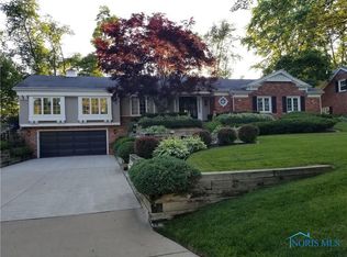 5607 Olde Post Rd, Sylvania, OH 43560