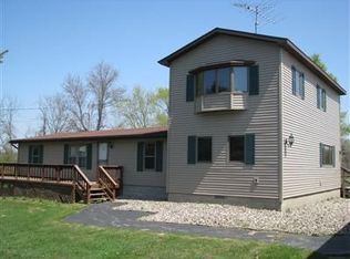 50011 Magician Lake Rd, Dowagiac, MI 49047