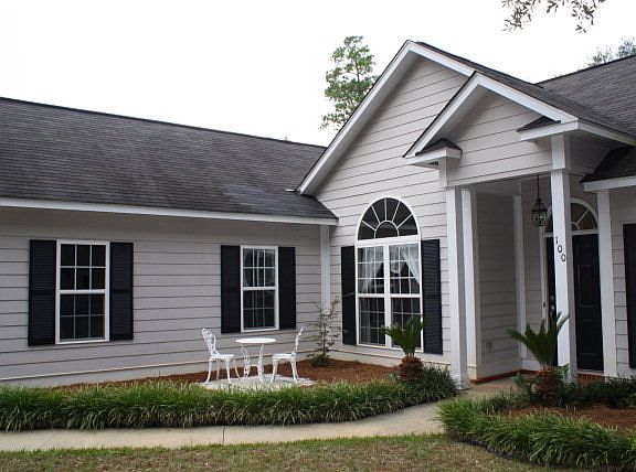 3rd image of 100 Pine Summit Dr