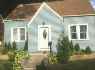 313 S Weston Ave, Elgin, IL 60123