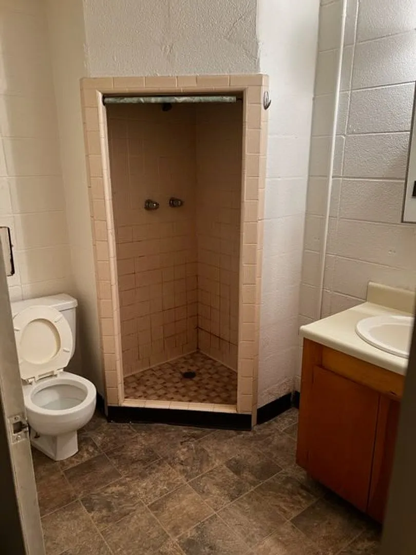 1 bed, 752 sqft, $800 — Photo 4