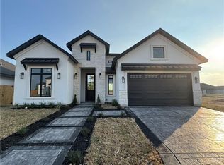 809 Magnolia St, Mission, TX 78573