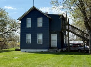 8598 Bay Creek Rd, Erie, MI 48133