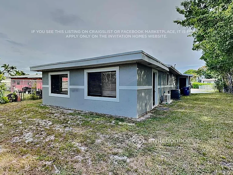 1633 NW 15th Pl — Photo 18