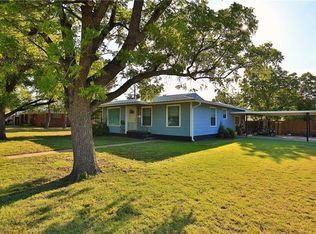 701 Race St, Baird, TX 79504
