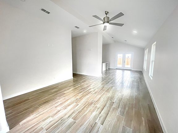 5th image of 6710 El Jinete Dr