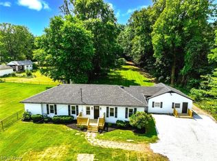 1198 E Turkeyfoot Lake Rd, Akron, OH 44312