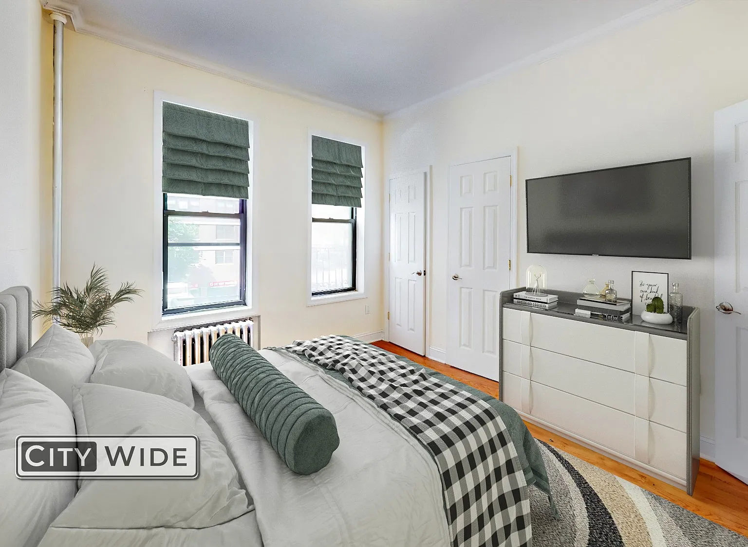 228 East 36th Street — Photo 2
